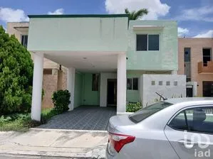NEX-230214 - Casa en Venta, con 2 recamaras, con 1 baño, con 130 m2 de construcción en Chuburna de Hidalgo, CP 97208, Yucatán.