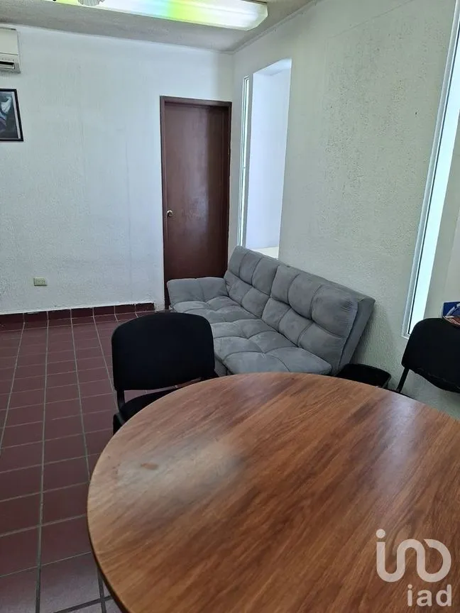 Oficina en Renta en Buenavista, Mérida, Yucatán | NEX-270124 | iad México | Foto 3 de 18