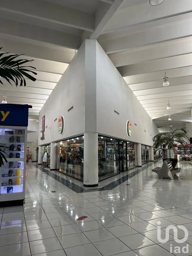 Local en Venta en Pensiones, Mérida, Yucatán | NEX-270613 | iad México | Foto 1 de 5