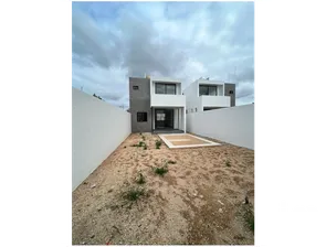 NEX-200520 - Casa en Venta, con 3 recamaras, con 2 baños, con 198 m2 de construcción.