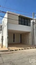 NEX-226812 - Casa en Venta, con 3 recamaras, con 4 baños, con 214 m2 de construcción en Xcumpich, CP 97204, Yucatán.