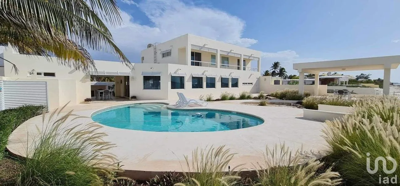 Casa en Venta en Chuburna Puerto, Progreso, Yucatán | NEX-226853 | iad México | Foto 2 de 25