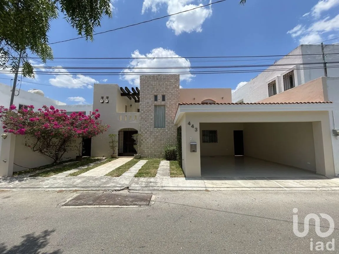 Casa en Venta en Montebello, Mérida, Yucatán | NEX-227063 | iad México | Foto 2 de 35