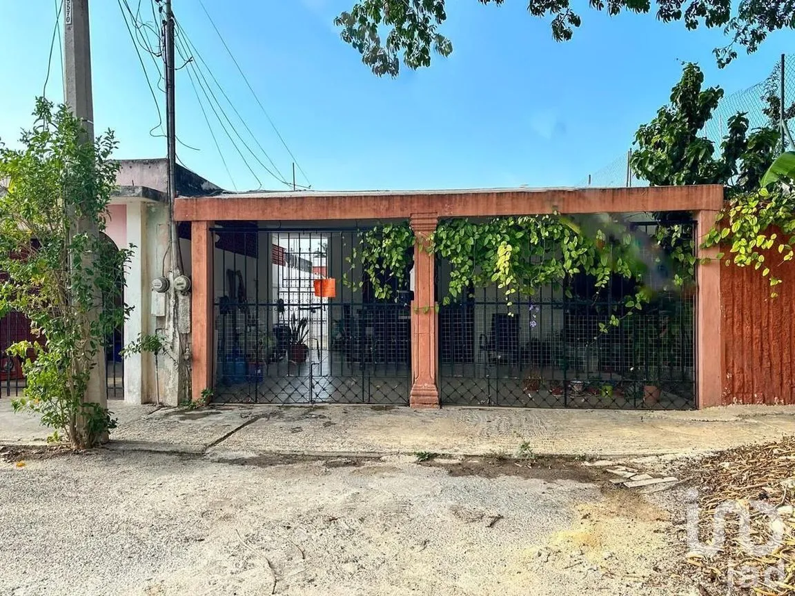 Casa en Venta en Chuburna de Hidalgo, Mérida, Yucatán | NEX-227203 | iad México | Foto 1 de 12