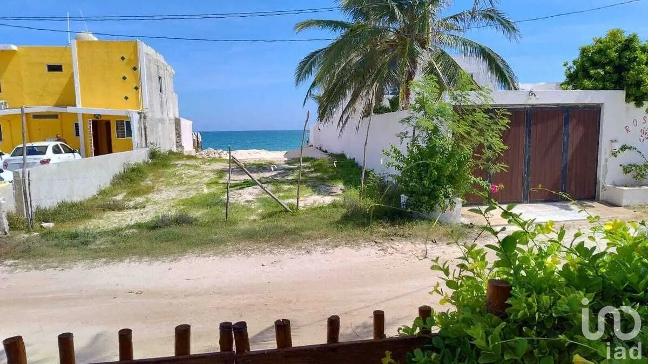 Casa en Venta en Chelem, Progreso, Yucatán | NEX-229810 | iad México | Foto 4 de 24