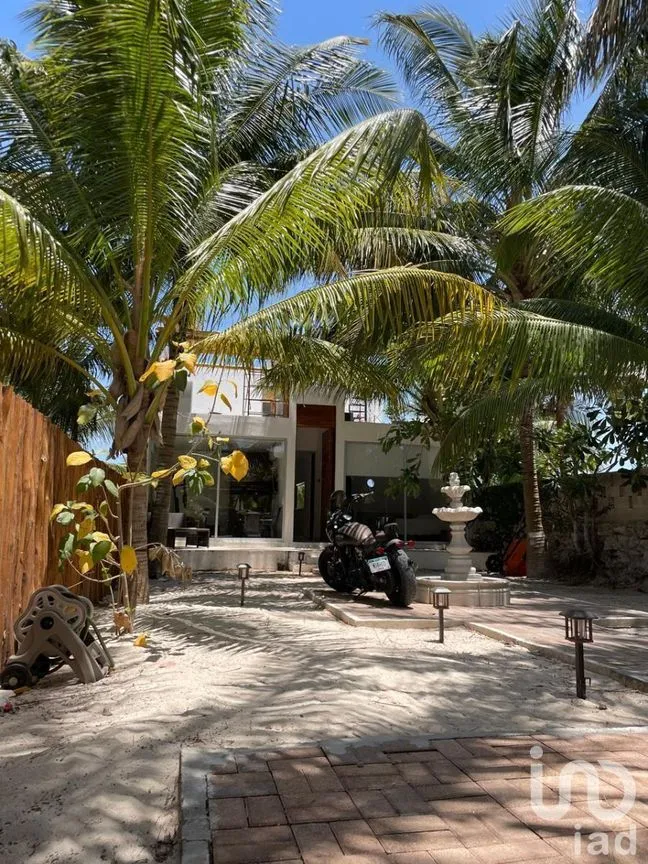 Casa en Venta en San Crisanto, Sinanché, Yucatán | NEX-229838 | iad México | Foto 5 de 48