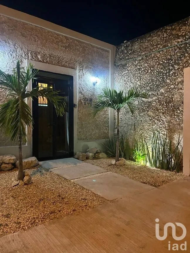 Casa en Venta en Mérida Centro, Mérida, Yucatán | NEX-229840 | iad México | Foto 3 de 37