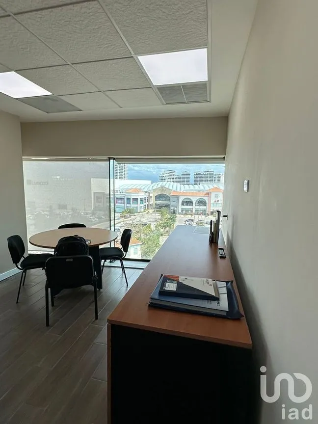 Oficina en Venta en Cabo Norte, Mérida, Yucatán | NEX-232214 | iad México | Foto 2 de 11