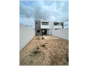 NEX-272855 - Casa en Venta, con 3 recamaras, con 2 baños, con 198 m2 de construcción.