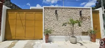 NEX-280300 - Casa en Venta, con 3 recamaras, con 2 baños en Mérida Centro, CP 97000, Yucatán.