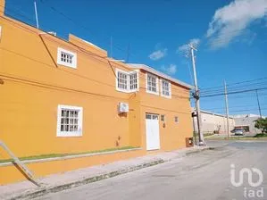 NEX-288874 - Casa en Venta, con 3 recamaras, con 3 baños, con 200 m2 de construcción.