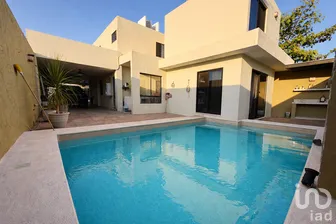 NEX-289004 - Casa en Venta, con 3 recamaras, con 3 baños, con 263.74 m2 de construcción.