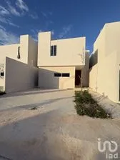 NEX-293092 - Casa en Venta, con 3 recamaras, con 3 baños, con 173.29 m2 de construcción en Gran San Pedro Cholul, CP 97305, Yucatán.