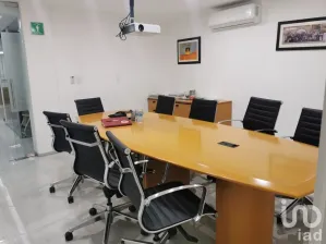 NEX-114916 - Oficina en Venta, con 3 baños, con 234 m2 de construcción.