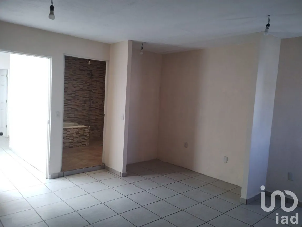 Casa en Venta en Parques de Tesistán, Zapopan, Jalisco | NEX-237354 | iad México | Foto 4 de 9