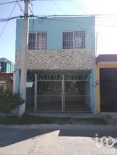 NEX-237354 - Casa en Venta, con 4 recamaras, con 3 baños, con 150 m2 de construcción en Parques de Tesistán, CP 45200, Jalisco.