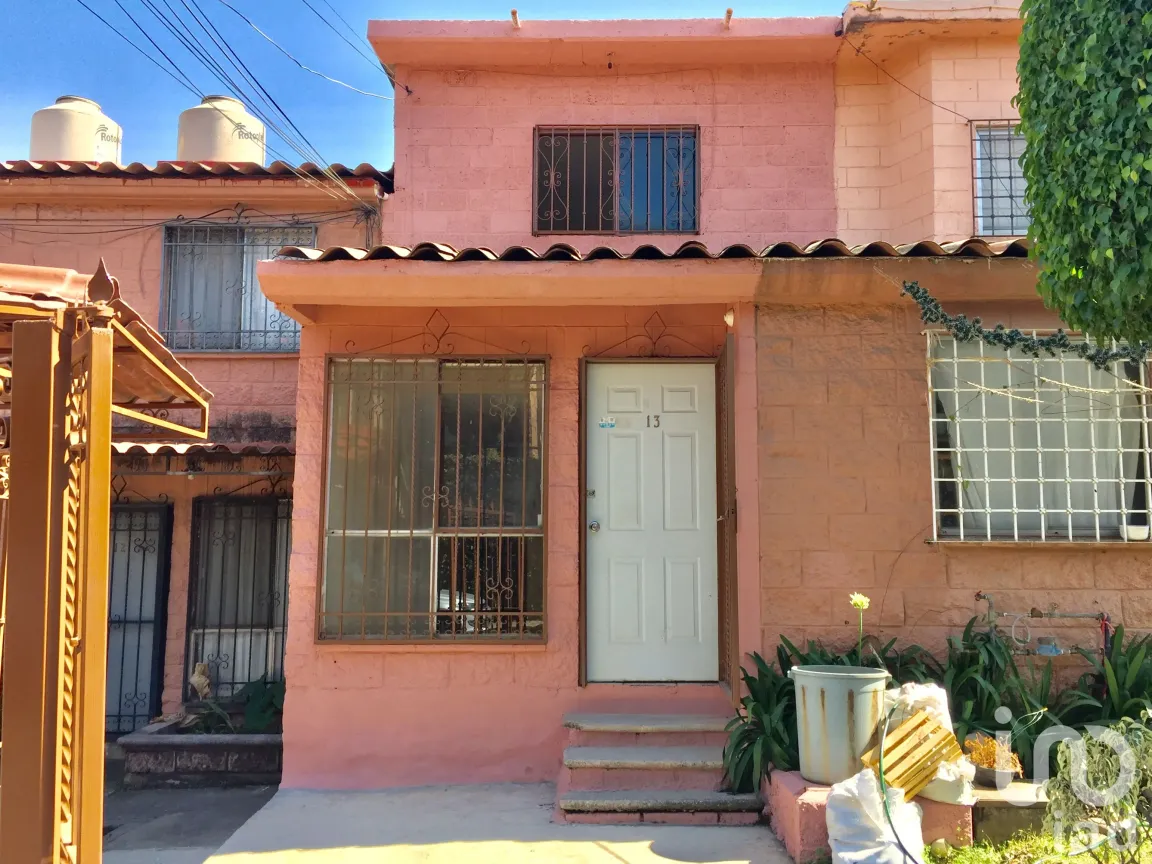 Casa en Venta en Lomas de Ahuatlán, Cuernavaca, Morelos | NEX-153192 | iad México | Foto 1 de 10