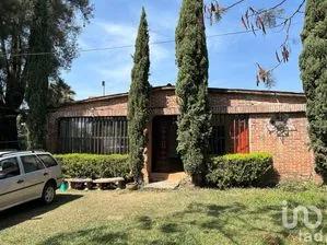 NEX-197055 - Casa en Venta, con 3 recamaras, con 3 baños, con 380 m2 de construcción en Ahuatepec, CP 62300, Morelos.