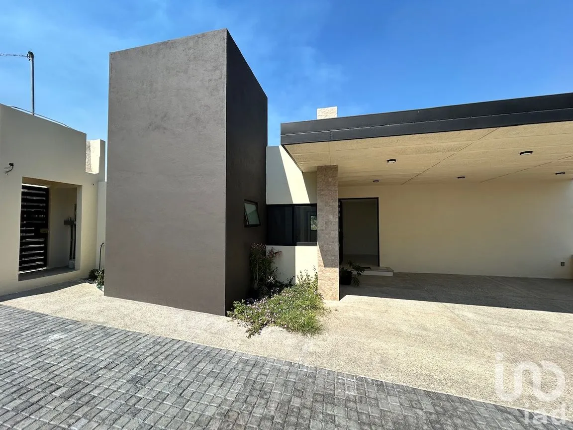 Casa en Venta en Las Palmas, Cuernavaca, Morelos | NEX-198365 | iad México | Foto 2 de 26