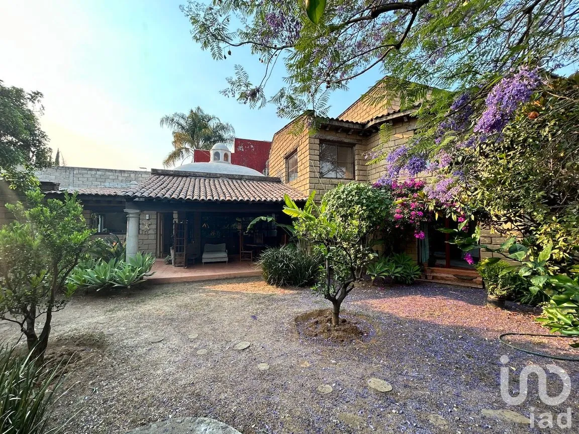 Casa en Venta en Lomas de Tetela, Cuernavaca, Morelos | NEX-198391 | iad México | Foto 4 de 47
