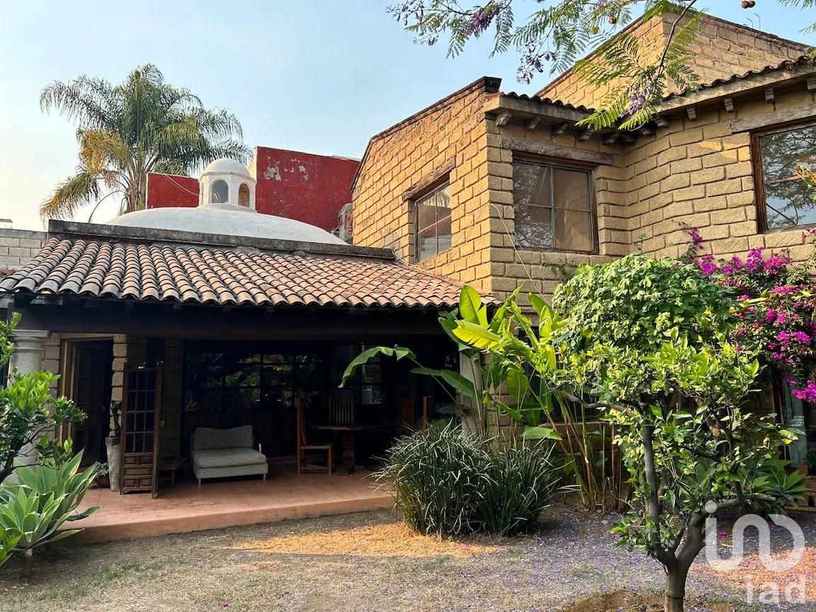 Casa en Venta en Lomas de Tetela, Cuernavaca, Morelos | NEX-198391 | iad México | Foto 2 de 42