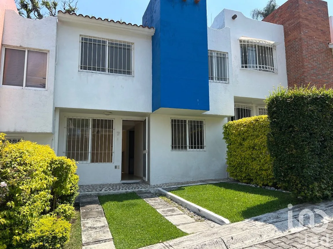 Casa en Venta en La Carolina, Cuernavaca, Morelos | NEX-298160 | iad México | Foto 2 de 17