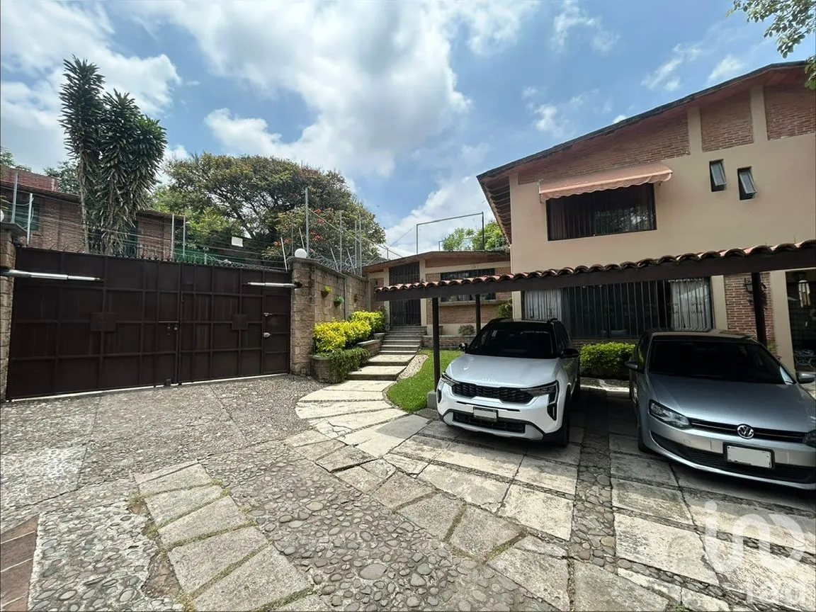 Casa en Venta en Tlaltenango, Cuernavaca, Morelos | NEX-303853 | iad México | Foto 3 de 21