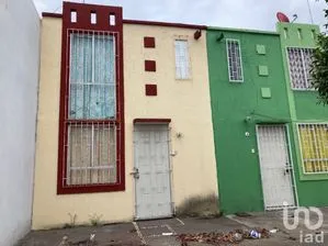 NEX-162263 - Casa en Venta, con 2 recamaras, con 1 baño, con 57 m2 de construcción en Arboleda San Ramón, CP 94274, Veracruz de Ignacio de la Llave.