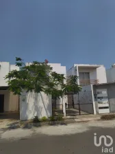 NEX-172116 - Casa en Venta, con 3 recamaras, con 1 baño, con 70 m2 de construcción en Hacienda los Portales Sección Norte, CP 91726, Veracruz de Ignacio de la Llave.