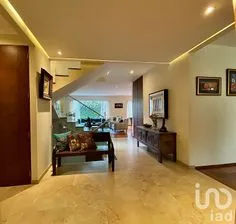 NEX-155260 - Casa en Venta, con 4 recamaras, con 5 baños, con 460 m2 de construcción en Lomas Anáhuac, CP 52786, México.