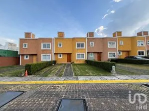 NEX-263643 - Casa en Venta, con 3 recamaras, con 2 baños, con 155 m2 de construcción en San Mateo Tlaltenango, CP 05600, Ciudad de México.