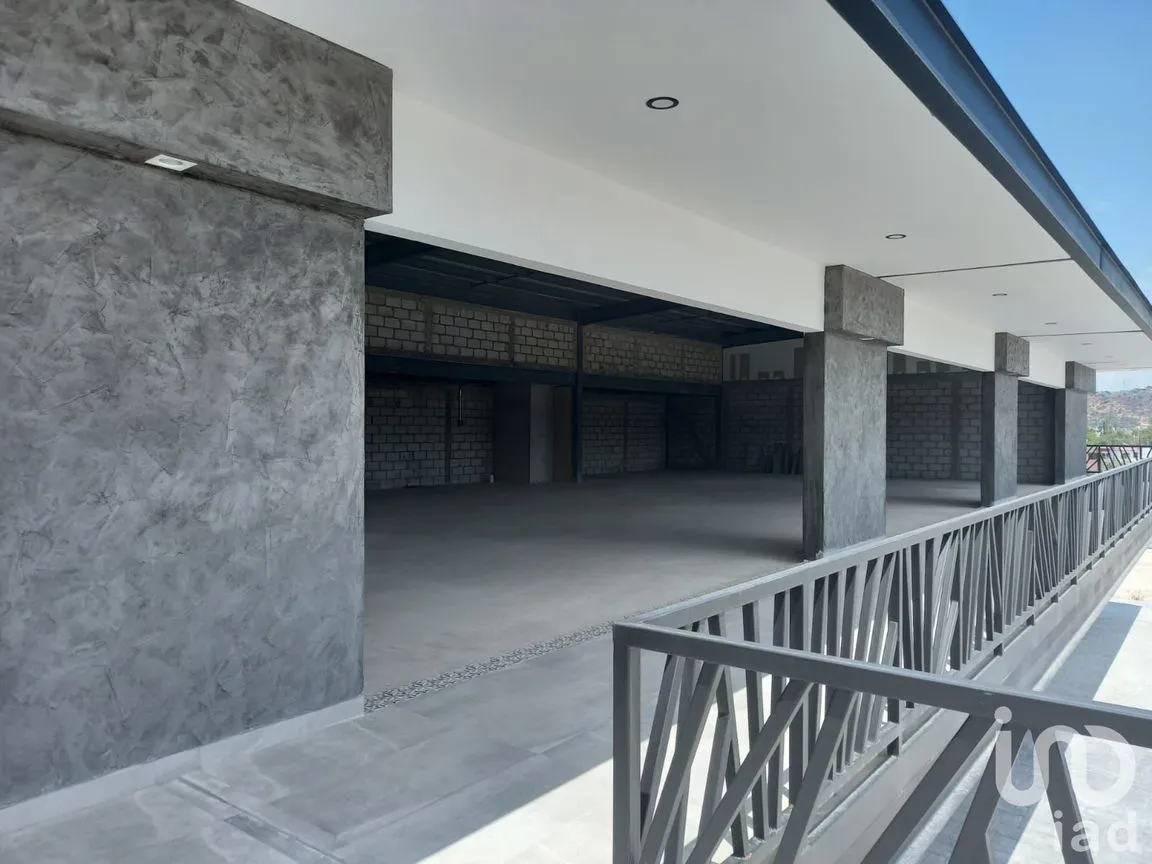 Local en Renta en Los Olvera, Corregidora, Querétaro | NEX-149110 | iad México | Foto 3 de 9