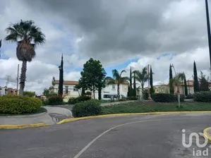NEX-158472 - Casa en Renta, con 3 recamaras, con 2 baños, con 96 m2 de construcción en Real Solare, CP 76246, Querétaro.