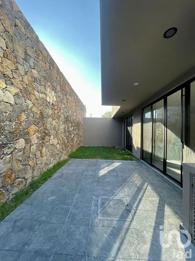 Casa en Venta en Cumbres del Lago, Querétaro, Querétaro | NEX-159249 | iad México | Foto 1 de 27
