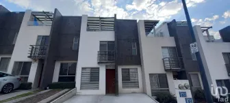 NEX-162354 - Casa en Venta, con 5 recamaras, con 2 baños, con 117 m2 de construcción en El Marqués, CP 76047, Querétaro.