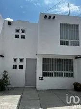 NEX-179743 - Casa en Renta, con 3 recamaras, con 1 baño, con 91 m2 de construcción en Misión de Santa Sofía, CP 76902, Querétaro.