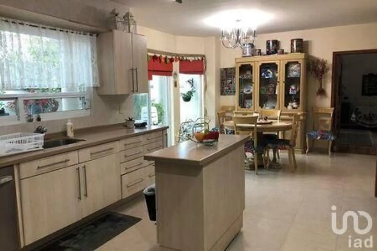 Casa en Venta en Huertas el Carmen, Corregidora, Querétaro | NEX-182665 | iad México | Foto 3 de 24