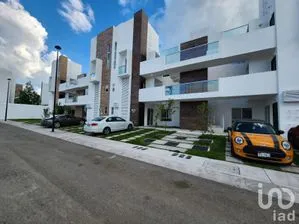NEX-183283 - Departamento en Renta, con 3 recamaras, con 2 baños, con 110 m2 de construcción en Zizana, CP 76269, Querétaro.