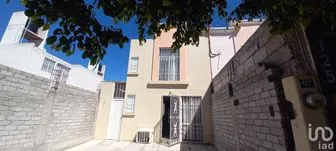 NEX-195596 - Casa en Renta, con 3 recamaras, con 2 baños, con 102 m2 de construcción en Los Ángeles, CP 76908, Querétaro.