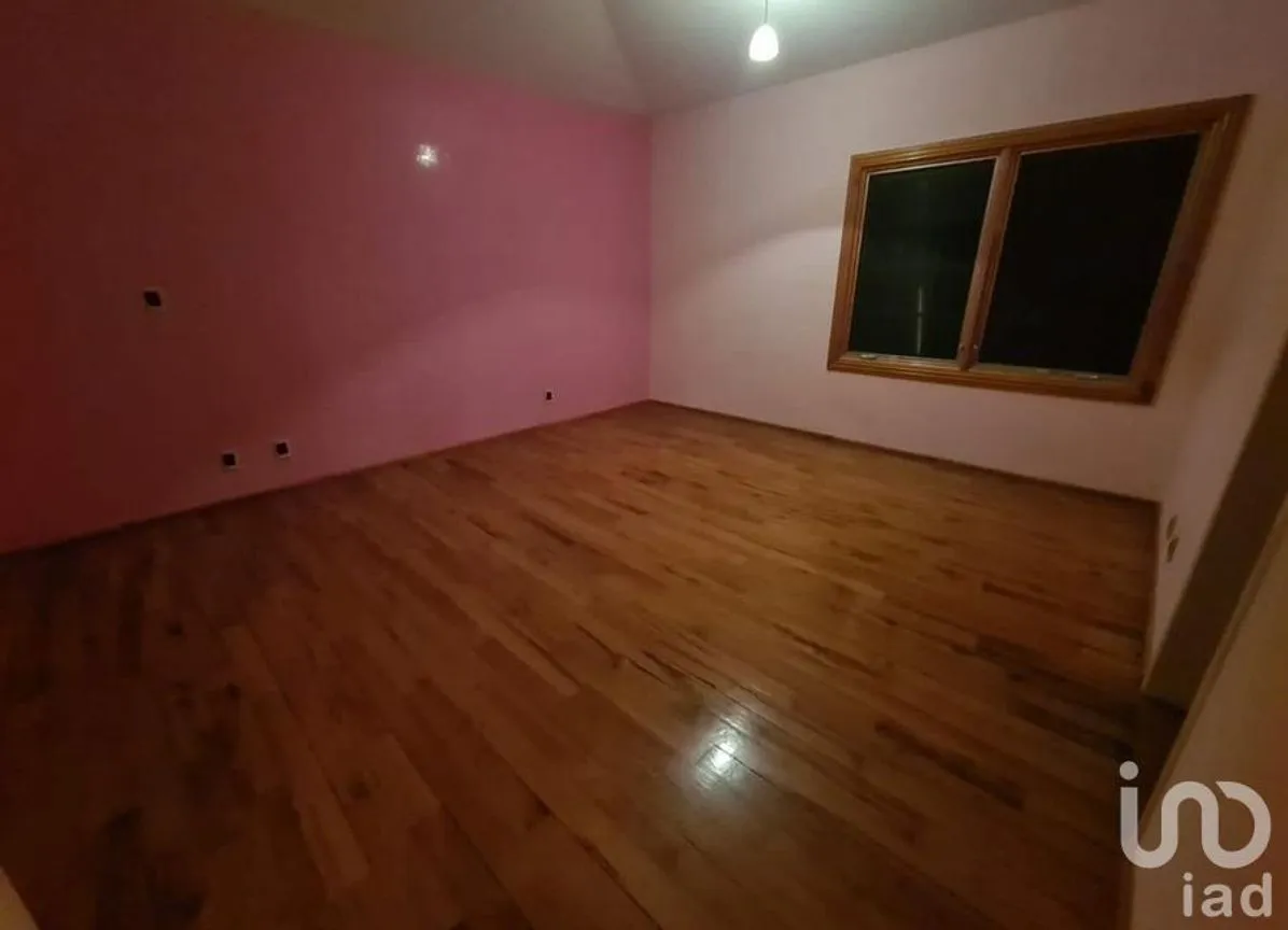 Casa en Venta en Segunda Fracción de Crespo (Alto del Parral), Celaya, Guanajuato | NEX-196309 | iad México | Foto 5 de 17