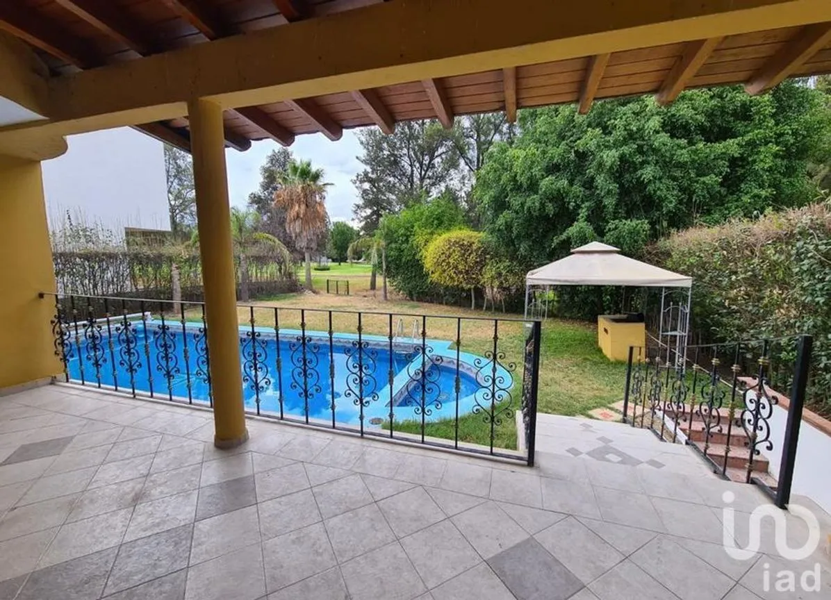 Casa en Venta en Segunda Fracción de Crespo (Alto del Parral), Celaya, Guanajuato | NEX-196309 | iad México | Foto 8 de 17