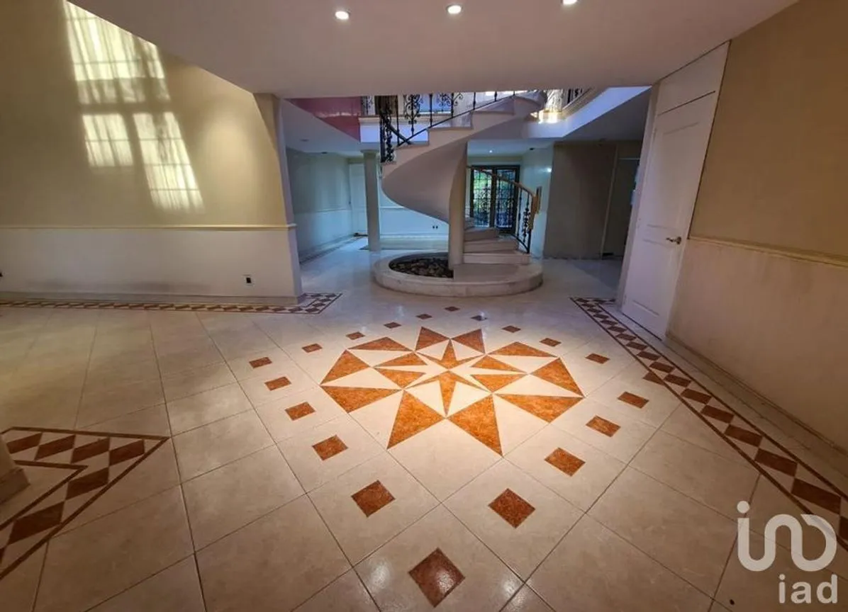 Casa en Venta en Segunda Fracción de Crespo (Alto del Parral), Celaya, Guanajuato | NEX-196309 | iad México | Foto 1 de 17