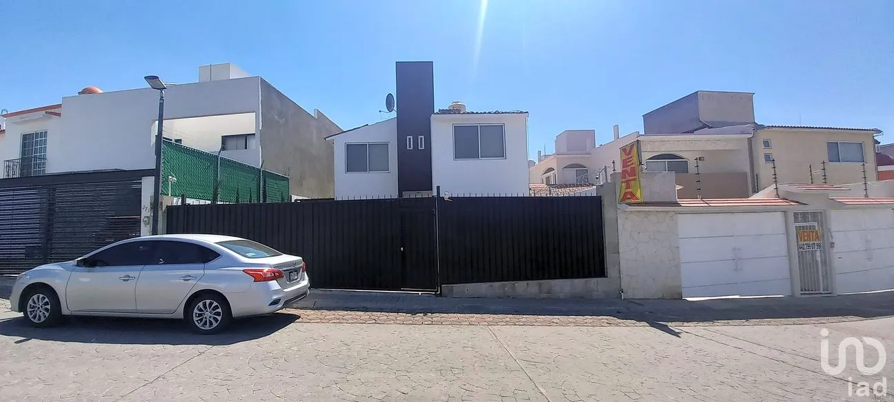 Casa en Venta en Milenio 3a. Sección, Querétaro, Querétaro | NEX-202896 | iad México | Foto 1 de 19