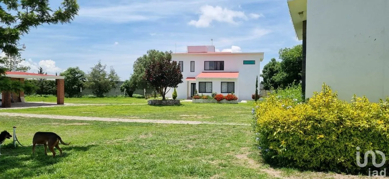 Casa en Venta en Puerta de San Rafael, Corregidora, Querétaro | NEX-218057 | iad México | Foto 2 de 47