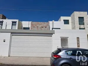 NEX-241278 - Casa en Venta, con 3 recamaras, con 2 baños, con 200 m2 de construcción en Colinas del Cimatario, CP 76090, Querétaro.