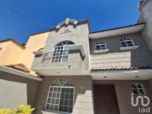 NEX-243848 - Casa en Renta, con 3 recamaras, con 2 baños, con 140 m2 de construcción en La Joya, CP 76221, Querétaro.