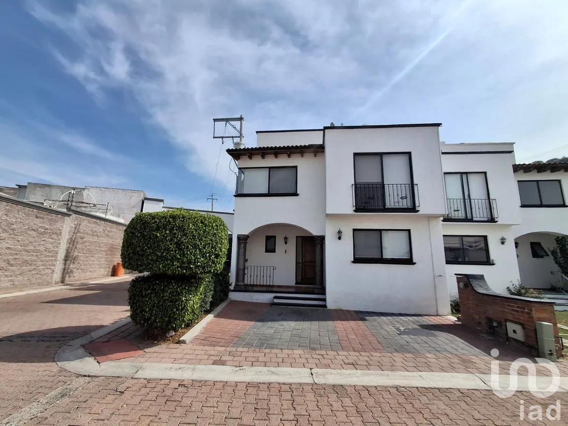 Casa en Venta en Privada Arboledas, Querétaro, Querétaro | NEX-260966 | iad México | Foto 1 de 24