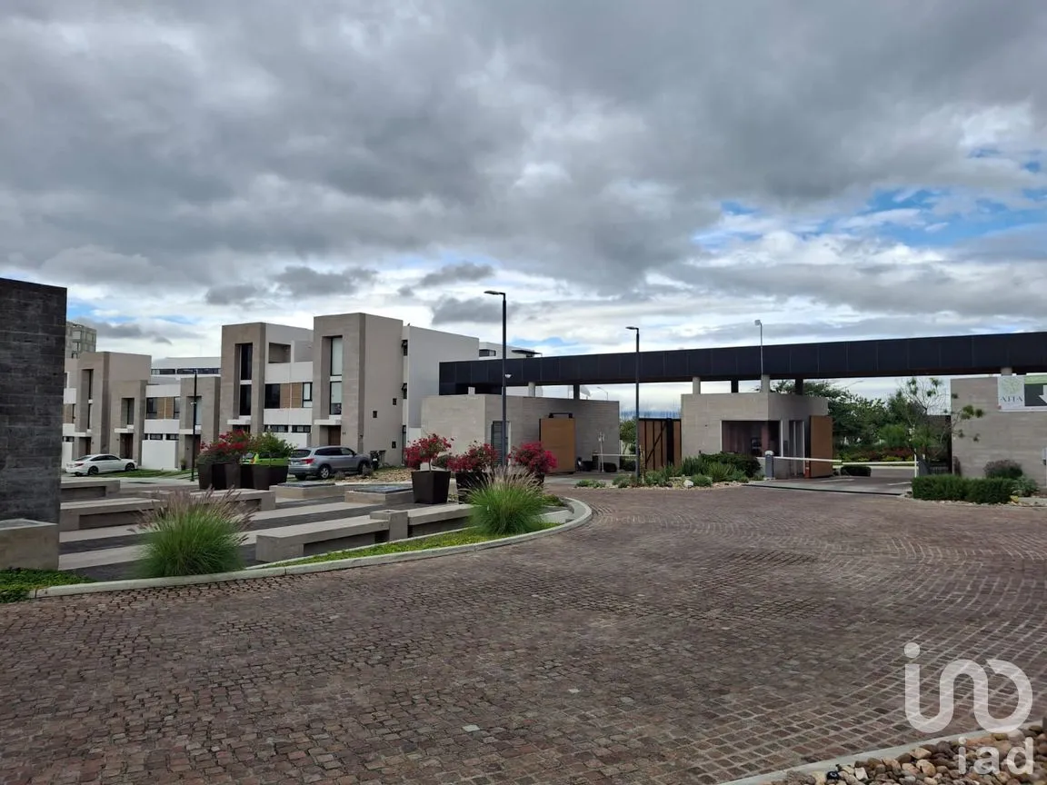 Casa en Venta en Altos Juriquilla, Querétaro, Querétaro | NEX-261588 | iad México | Foto 2 de 26
