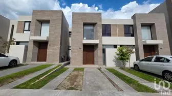 NEX-261588 - Casa en Venta, con 3 recamaras, con 2 baños, con 134 m2 de construcción en Altos Juriquilla, CP 76230, Querétaro.