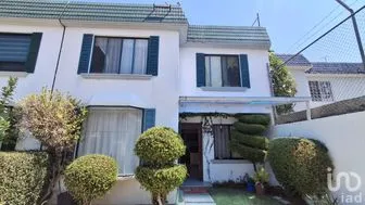 NEX-297755 - Casa en Venta, con 3 recamaras, con 3 baños, con 141 m2 de construcción.